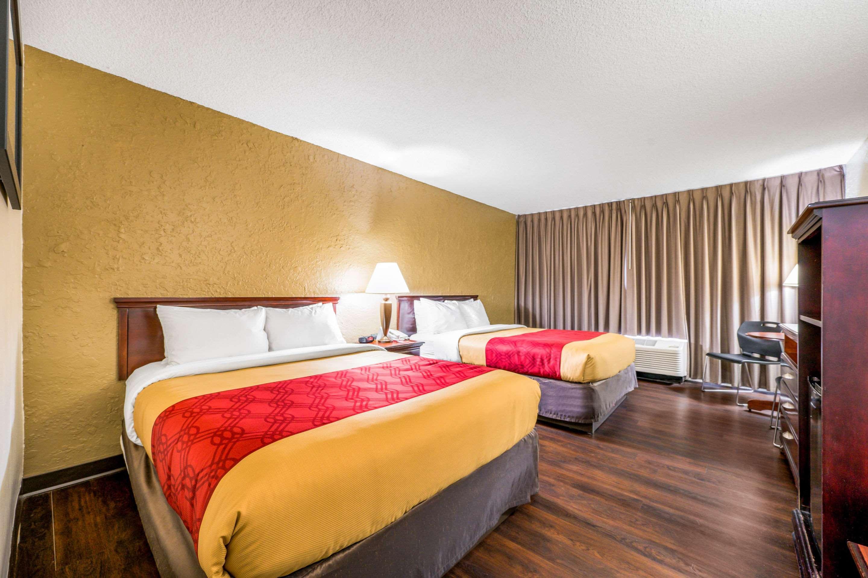 Econo Lodge Corinth Eksteriør billede