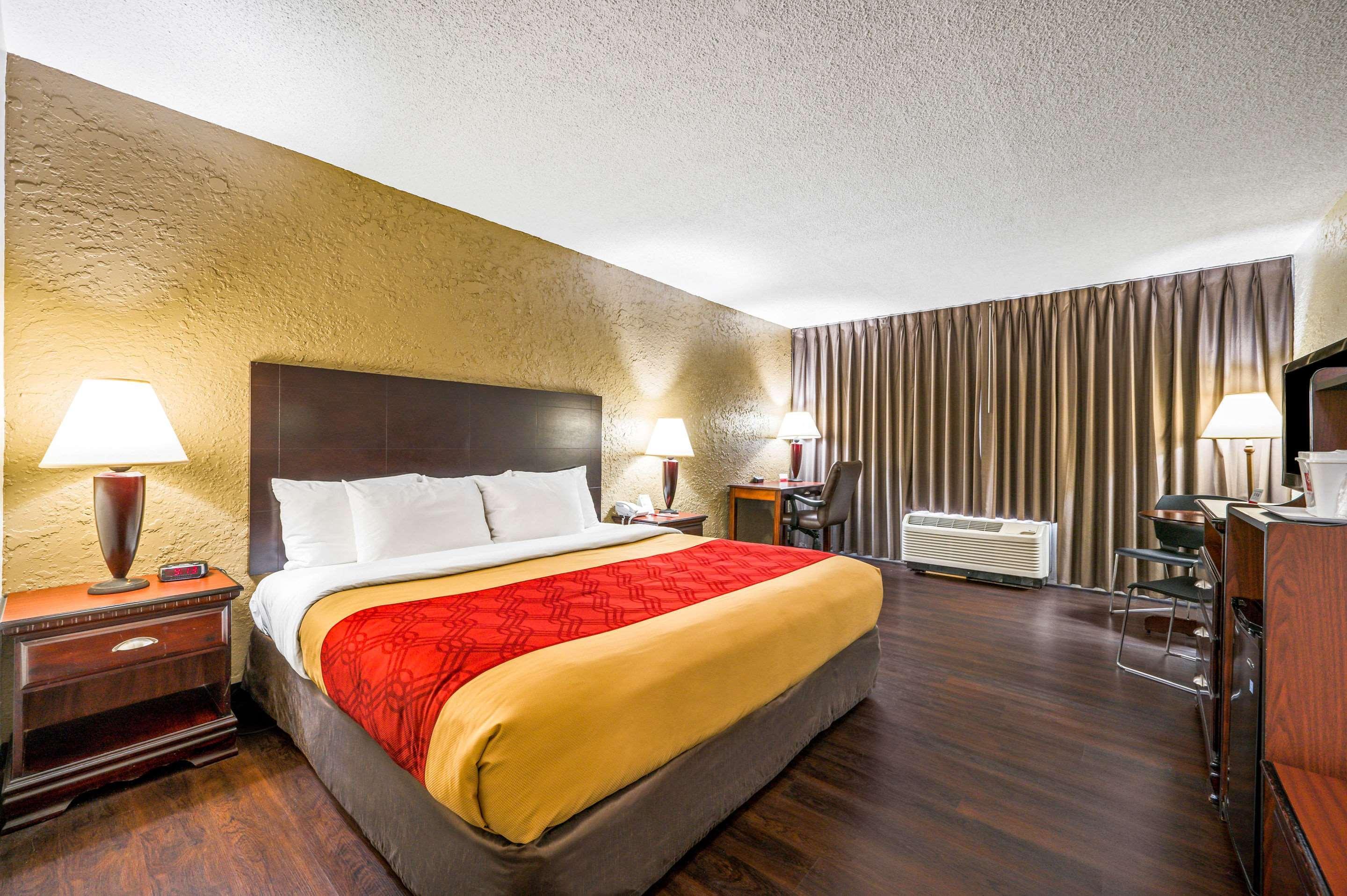 Econo Lodge Corinth Eksteriør billede
